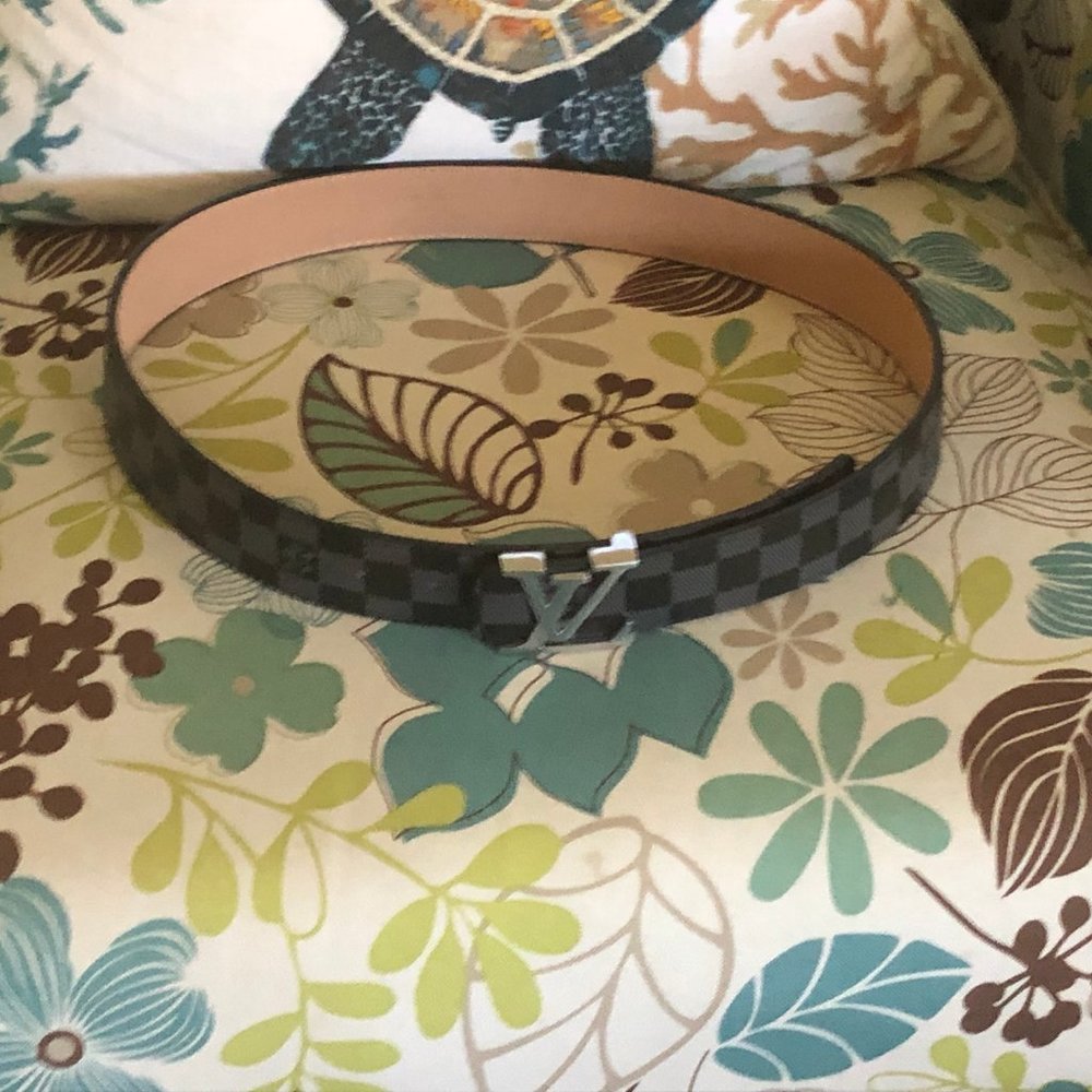 LOUIS VUITTON LEATHER BELT